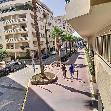Beau 2 Pieces Proche Croisette Avec Parking 211 Lägenhet Cannes