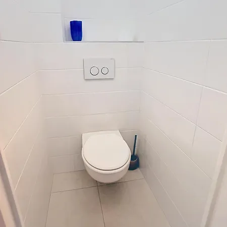 Beau 2 Pieces Proche Croisette Avec Parking 211 Lägenhet