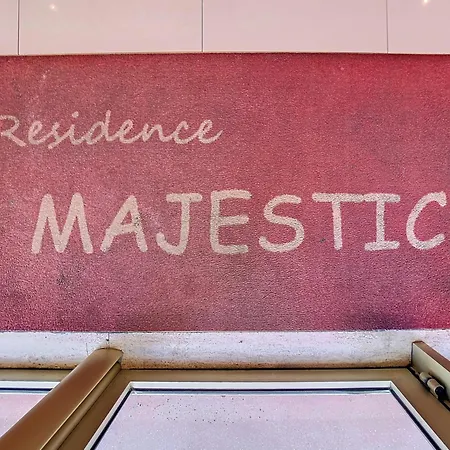 Beau 2 Pieces Proche Croisette Avec Parking 211